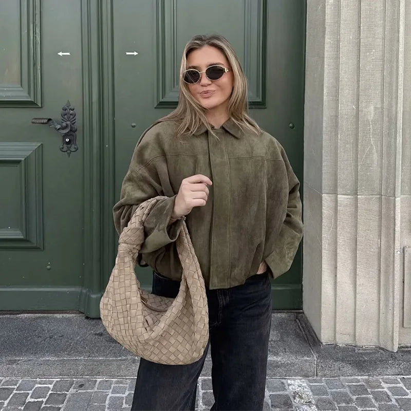 Ebony Coat | Trend 2025